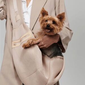🐶👜 Maxbone Mesh Sling Dog Pet Carrier Beige Tan NWT Travel Bag Crossbody